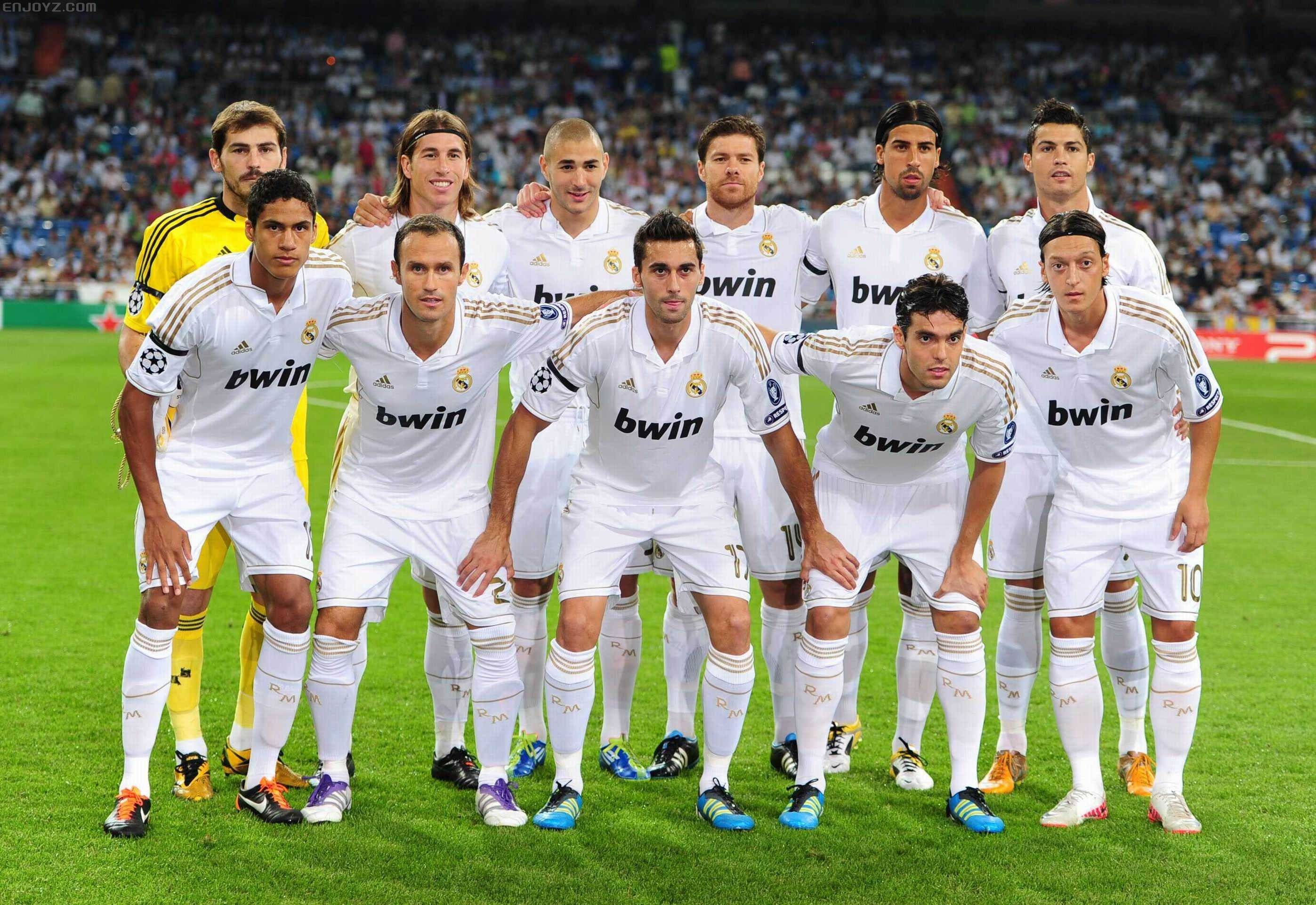 爱德华兹44分创赛季得分新高，单节19分+准绝平拯救球队