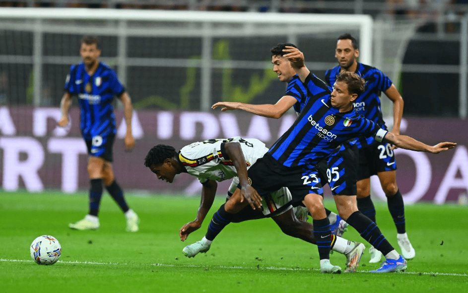 皇马与塞尔塔的裁判已确定：亚历杭德罗·昆特罗上阵执法（皇马vs塞尔塔主裁出炉：亚历杭德罗·昆特罗将执法）