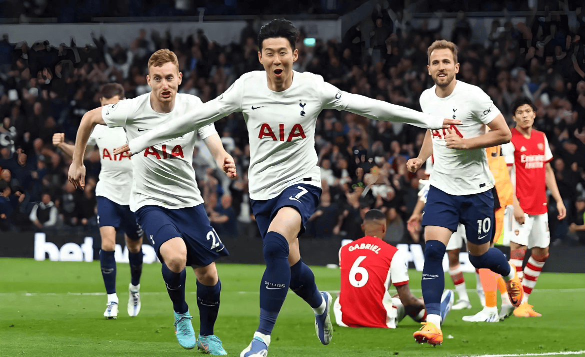 法媒：于帕想在新合同第一年加解约条款，对此巴黎和皇马愿意（法媒：于帕希望在新合同首年设置解约条款，巴黎与皇马均同意）