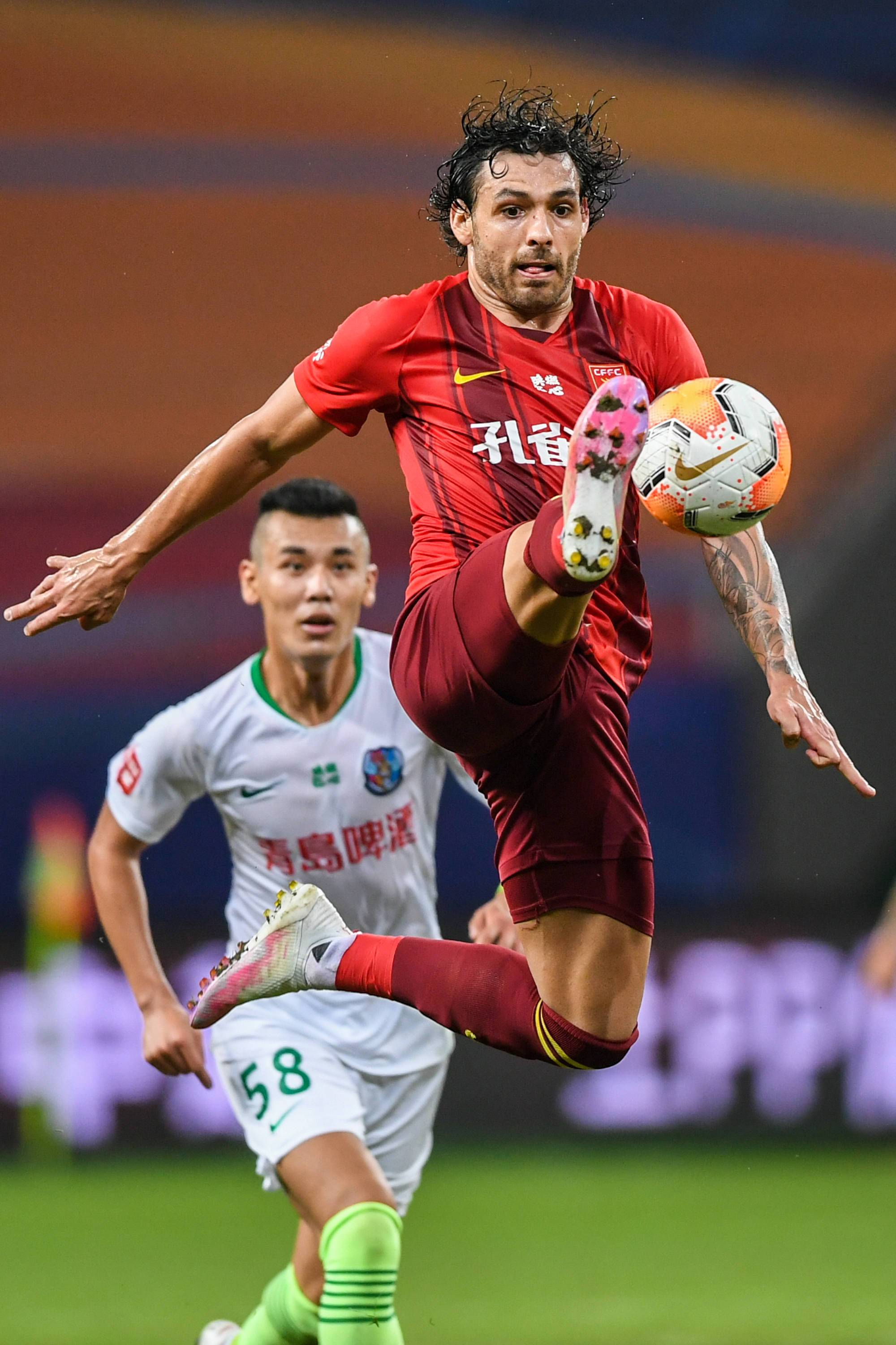 德乙半场：贝尔纳特屡献神扑，汉诺威暂0-0卡尔斯鲁厄