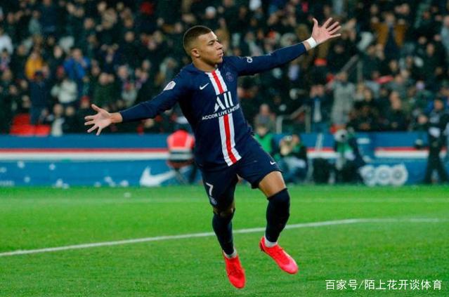 莱奥：我和囧叔经常交流，不仅聊足球，也聊生活中的方方面面