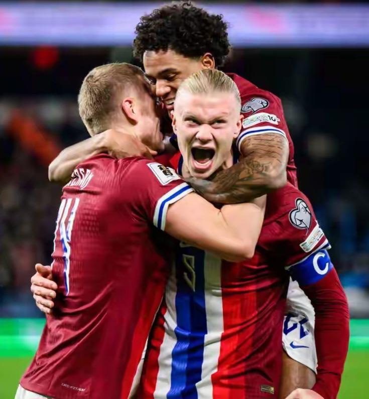 这配合比游戏里还流畅