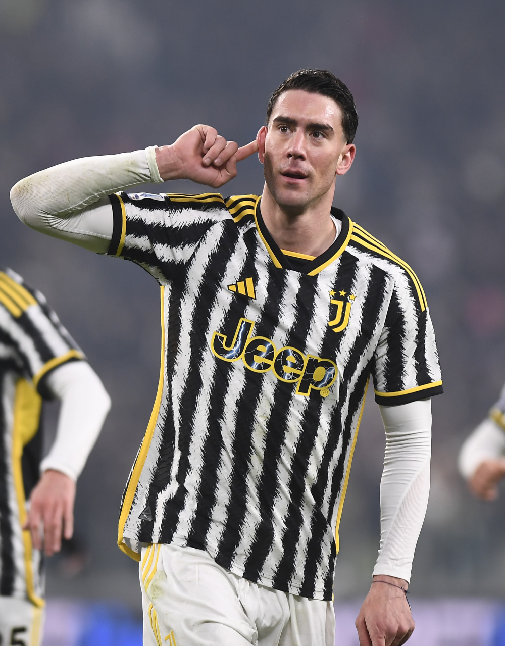 半场战报：国安2-0梅州，法比奥梅开二度（半场快讯：国安2-0领先梅州，法比奥独中两元）