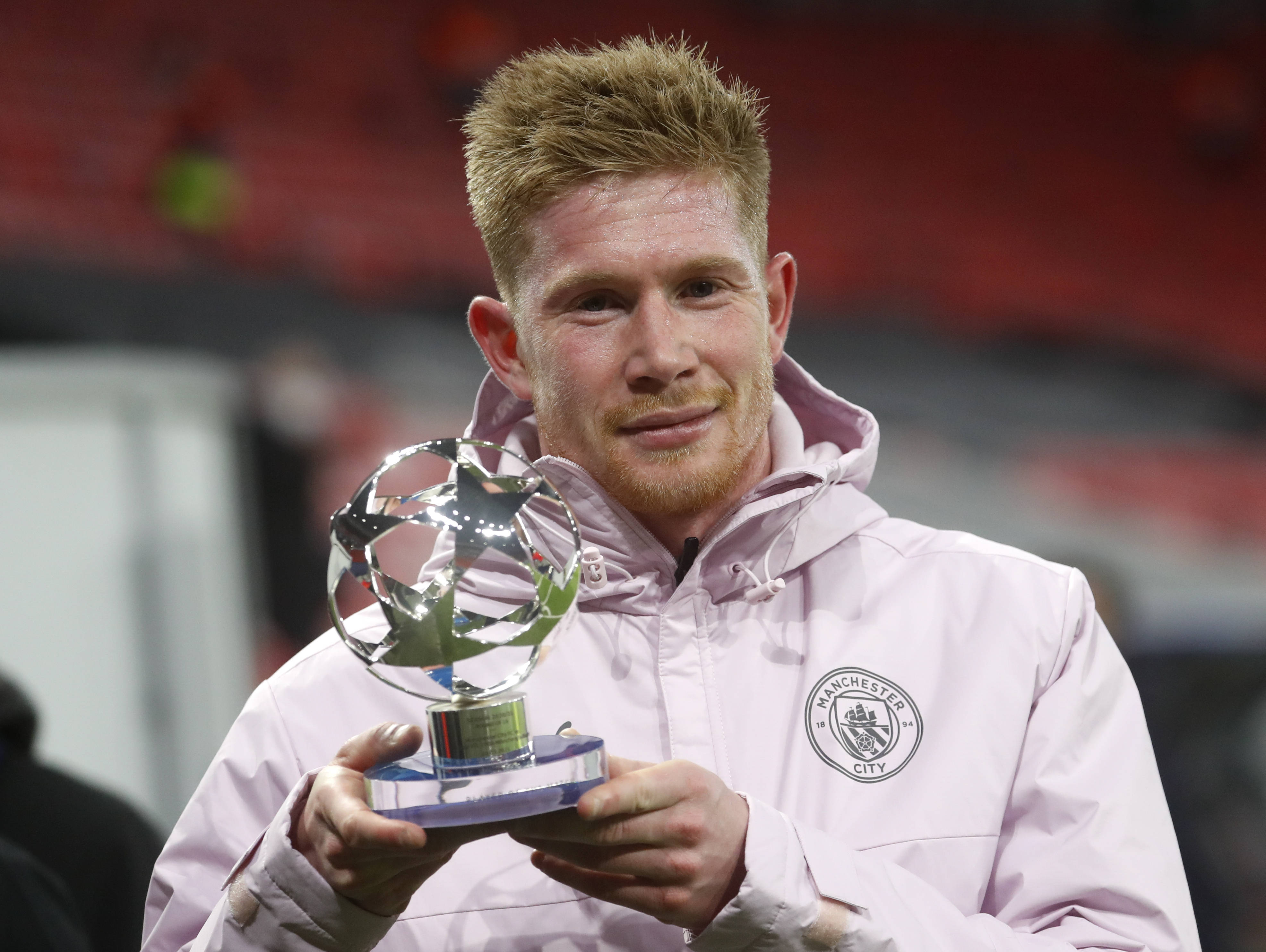 五万人齐喊他的名字，太燃